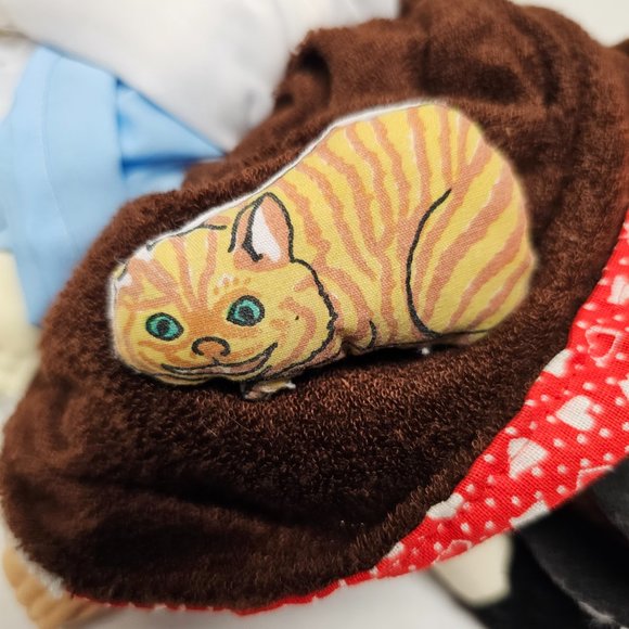 Plush Almas Designs Alice in Wonderland Topsy Turvy Flip Doll Queen of Hearts - Picture 6 of 9